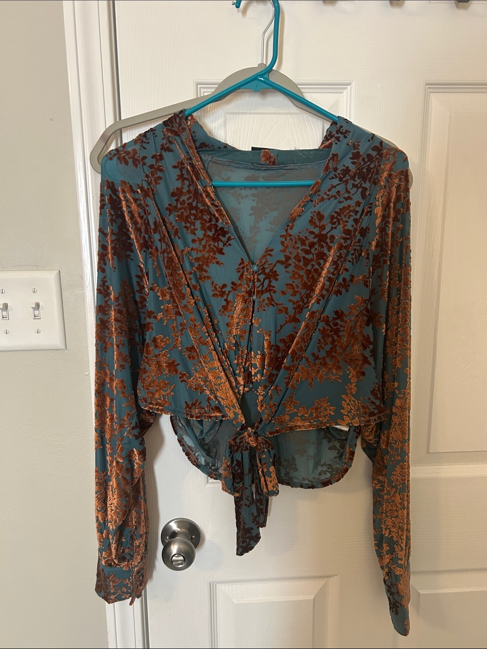 New!! Long sleeved blouse
